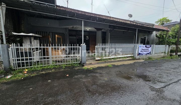 Rumah Luas Sayap Pasteur. Dekat Dengan Mall, Sekolah Trimulia Dan Universitas Maranatha. Shm Rumah Full Furnished