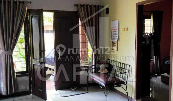Well-Maintained Comfortable Residence in Top Regency Manglid 2