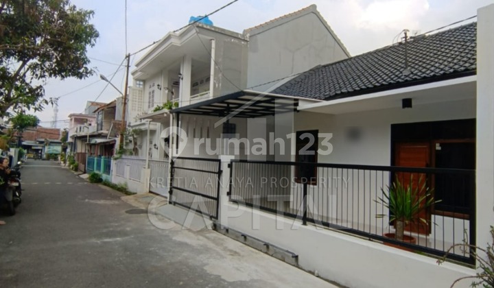 Rumah Cantik Minimalis Modern di Komplek Santosa Asih Bandung Timur Sayap Soekarno Hatta Rumah Cantik Minimalis Modern di Komplek Santosa Asih Bandung Timur Sayap Soekarno Hatta