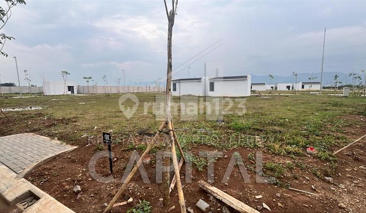 Ready-to-Build Plot and Hook Position at Podomoro Park Ready-to-Build Plot and Hook Position at Podomoro Park