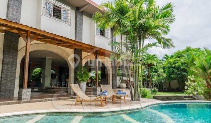 Beautiful Mediterranean Style Villa in Canggu Bali Area Ready to Be Taken Over by Its New Owner, Which Is You Beautiful Mediterranean Style Villa in Canggu Bali Area Ready to Be Taken Over by Its New Owner, Which Is You