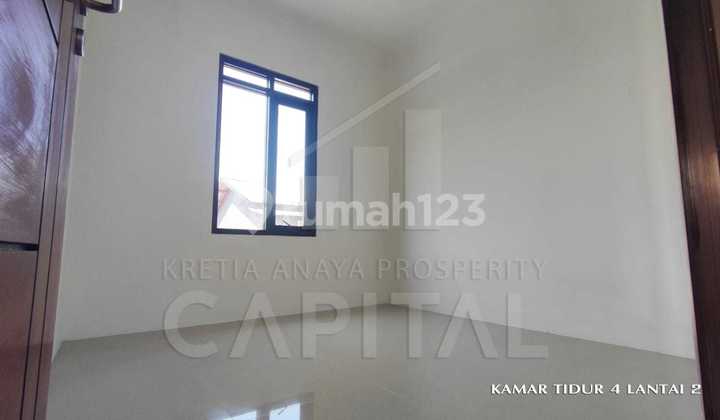 Rumah Hook Minimalis di Buana Sari Regency Siap Dihuni