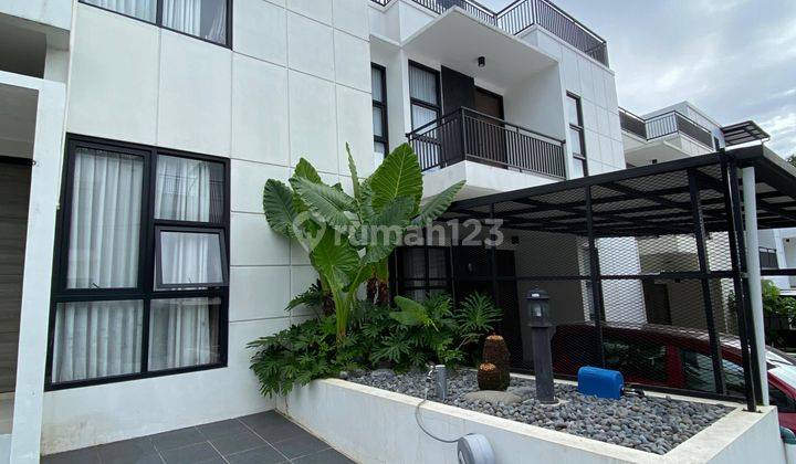 Rumah Siap Huni 2 Lantai+rooftop Semi Furnised Di Kota Cimahi  2