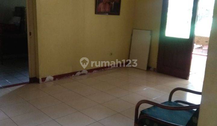 Rumah Gaya Klasik Di Cirendeu  2