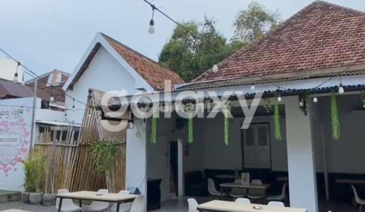 Rumah Klasik 1 Lantai Daerah Raya Darmo Surabaya Pusat 1