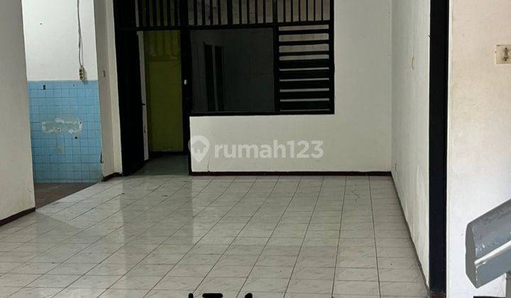 Rumah 2 Lantai Daerah Ketintang Madya Surabaya Selatan 2