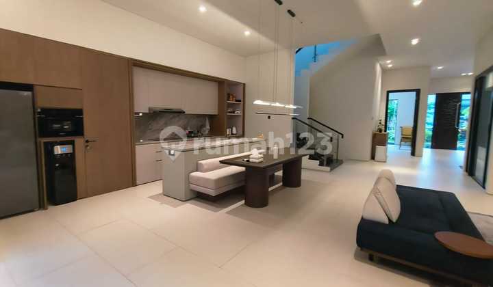 TURUN HARGA - Rumah Bukit Golf International, Citraland Surabaya 2