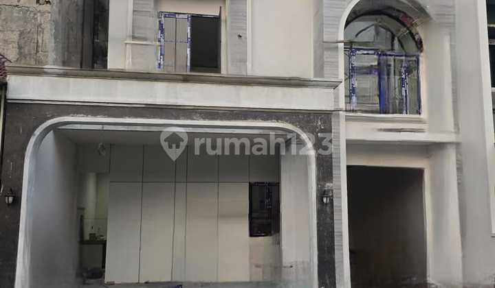 Excellent Price Negotiable Villa House Taman Telaga, Citraland Utama 1