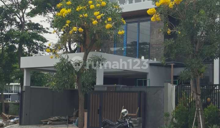 Rumah Citraland Utama Premium Spec 3 Lantai Semi Furnish 1