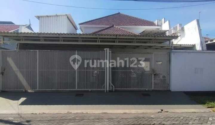 Turun Harga Rumah Manyar Tirtomoyo di Surabaya Timur