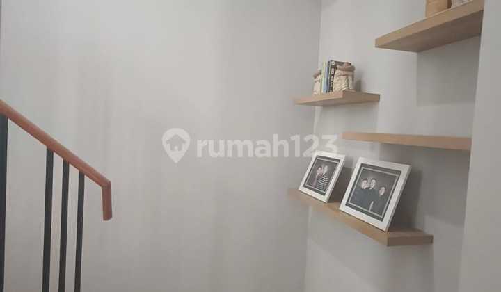 2 Story Split Level House in Citraland Northwest Central 2