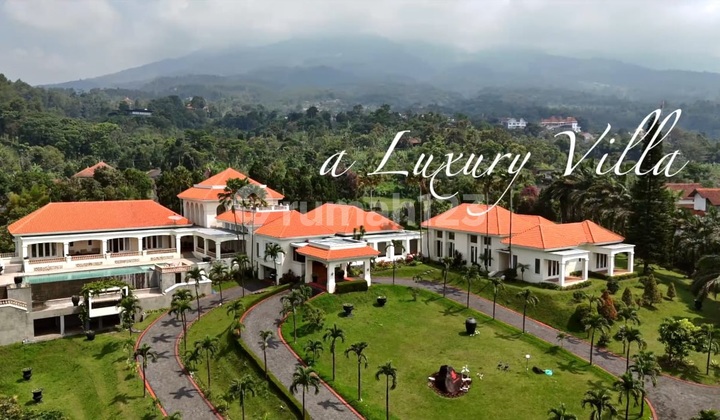 Villa Luxury di Puncak Trawas Terawat Luas Ciamik - Harga boleh Nego 
