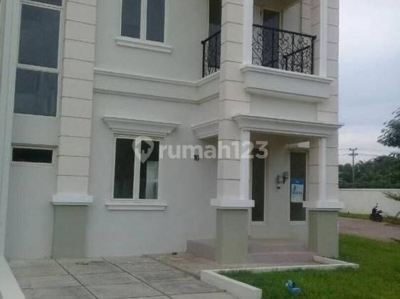 Dijual Rumah Cantik 2 Lt Perum Raflexia ,tabjung Bunga Lt.8x18m2 Harga2,5m Nego  1