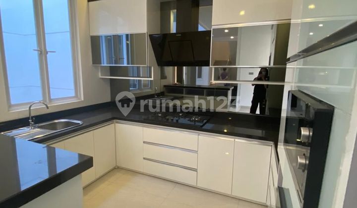 Jual Rumah Cantik 2 Lt Type Mahogani Tanjung Bunga 10x20m2 2