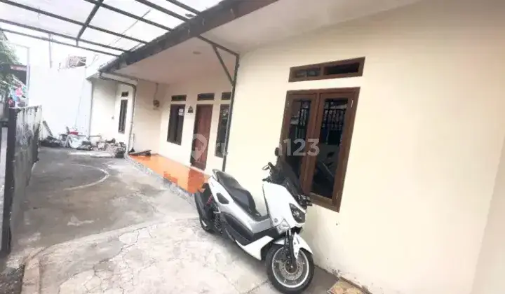 Disewa Rumah 2 Lantai Siap Huni Di Supratman, Bandung 2