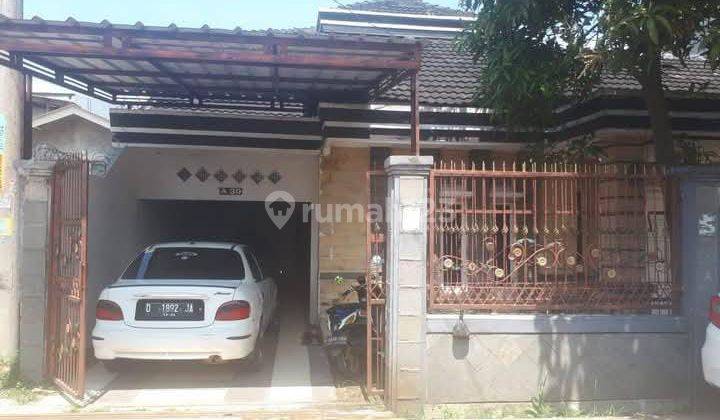 Jual Rumah Modern Klasik Semi Furnished Siap Huni, Rancamanyar 1