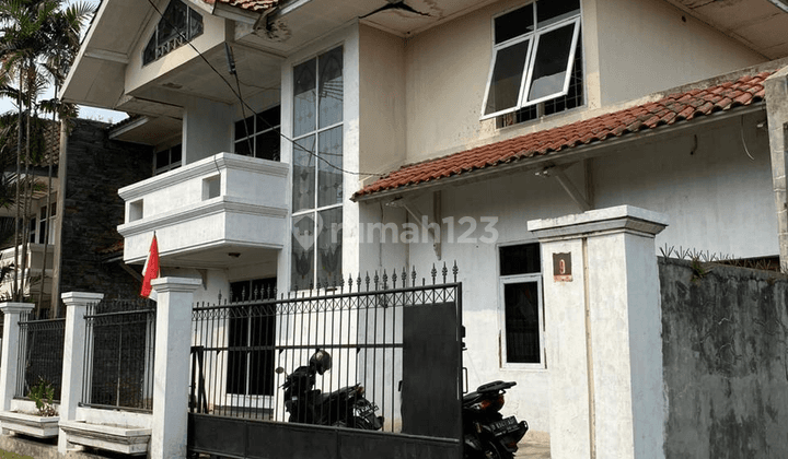 Jual Cepat Rumah Tua Luas Tanah Besar Di Komplek Batununggal 2