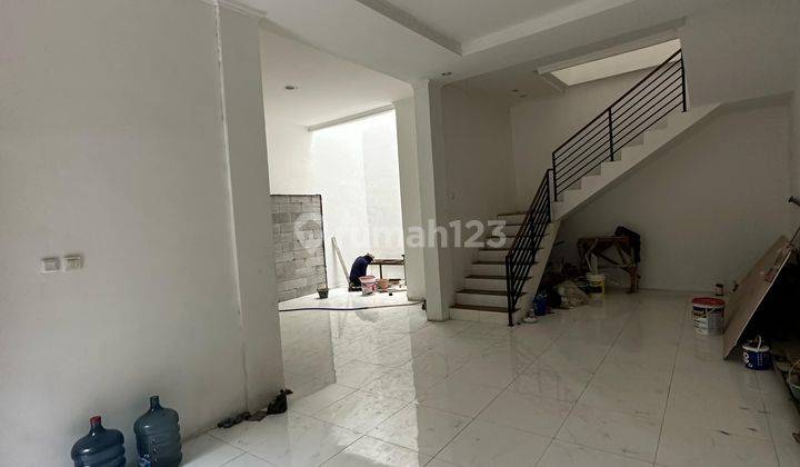 Rumah Usaha Dekat Pelabuhan Dan Pemerintah Tanjung Priok 1