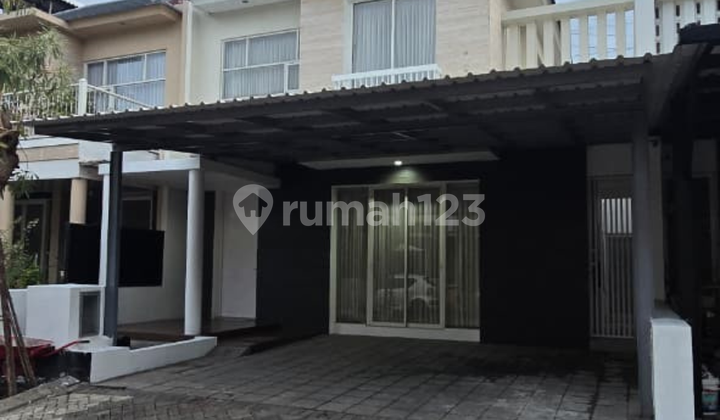 Turun Harga! Dijual Rumah 2 Lt.di Harewood - Royal Residence