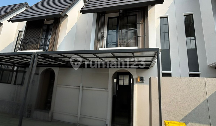 For Rent Semi Furnished House in Gunung Anyar, East Surabaya