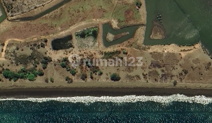 Land for Sale at Premium Location in Balat Beach, Taliwang - West Sbw