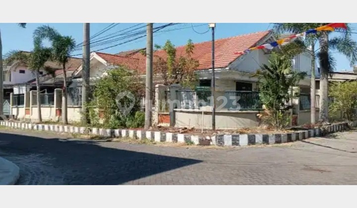 JUAL / SEWA, RUMAH LUAS & STRATEGIS, HOOK DI DUKUH KUPANG