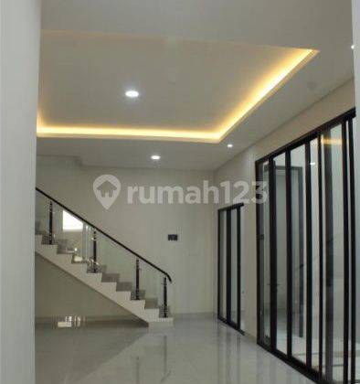 Rumah 2 Lantai Hgb Selatan Baru 1