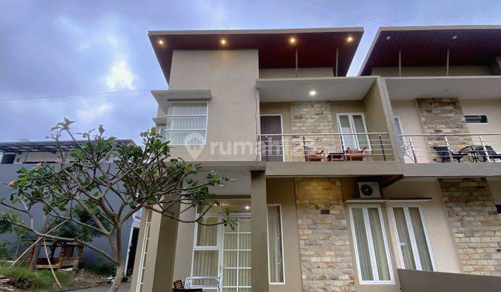 Rumah Villa Dijual Cepat Furnished Dan Nego di Oro Oro Ombo, Batu U1001 1