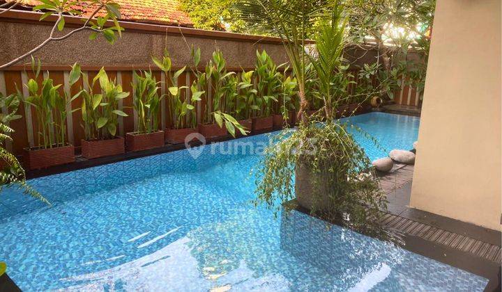 Rumah 2 Lantai Bagus Semi Furnished Ada Pool di Kayu Putih Nego 2