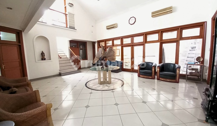 Prime Location in Menteng, Suitable for Culinary Business/Clinic/Office, etc. Prime Location in Menteng, Suitable for Culinary Business/Clinic/Office, etc.