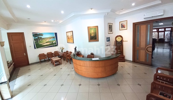 Prime Location in Menteng, Suitable for Culinary Business/Clinic/Office, etc. Prime Location in Menteng, Suitable for Culinary Business/Clinic/Office, etc.