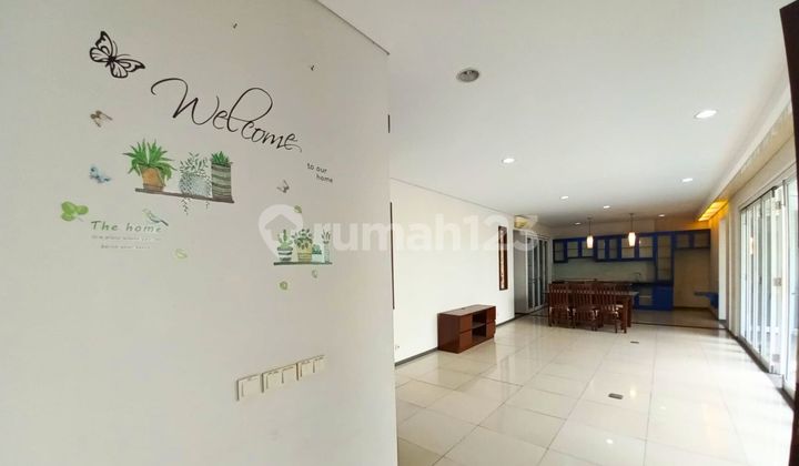 Rumah Minimalis Modern Semi Furnished di Kebayoran Baru, Lokasi Strategis dekat Senopati 2