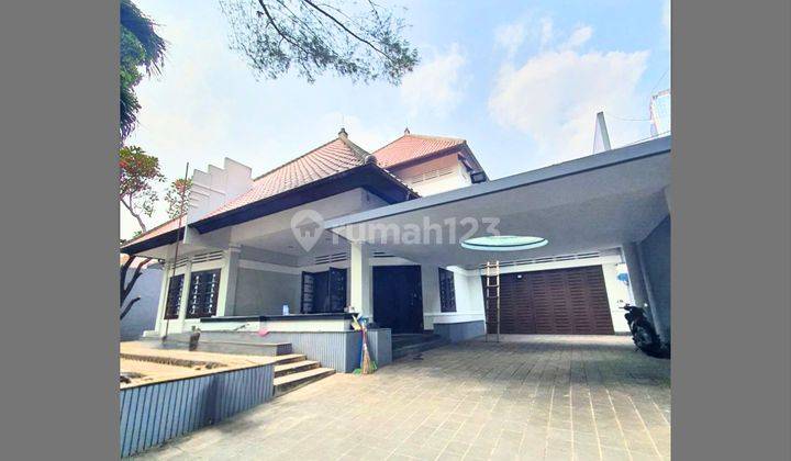 For Rent Rumah Mewah Old Money Design Modern Daerah Menteng  1