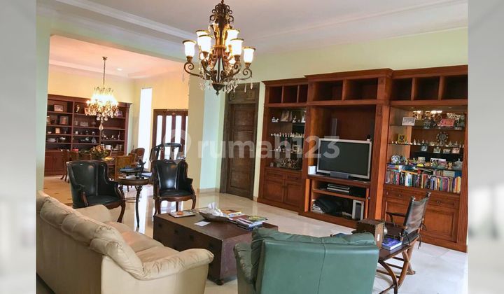 Rumah Lama di Lokasi Premiumnya Pondok Indah, One Gate Security System