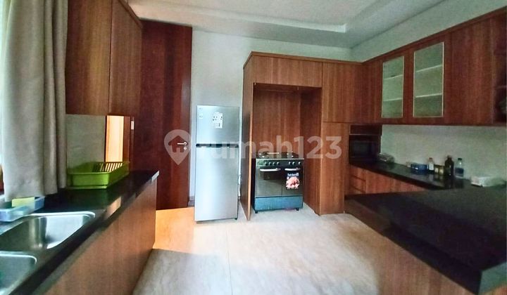 Rumah Cantik Modern di Dukuh Patra Kuningan 2