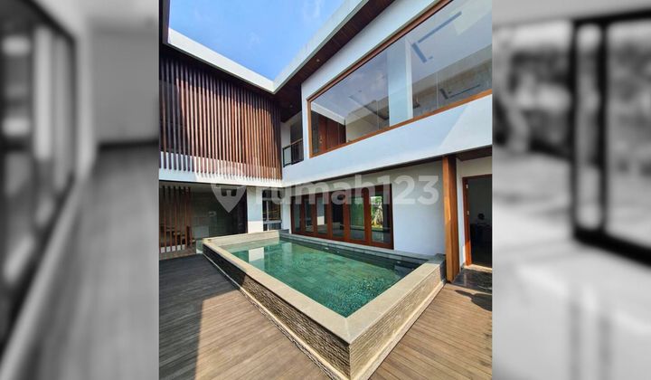 Newly Built - Beautiful New House in Pondok Indah with Pool, Convenient Location Newly Built - Beautiful New House in Pondok Indah with Pool, Convenient Location