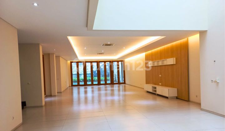 Rumah Mewah Baru Direnovasi di Menteng, kawasan elit 2