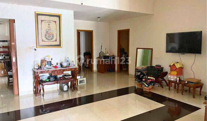 Dijual Rumah di Posisi Hoek di Duren Sawit Jakarta Timur 2