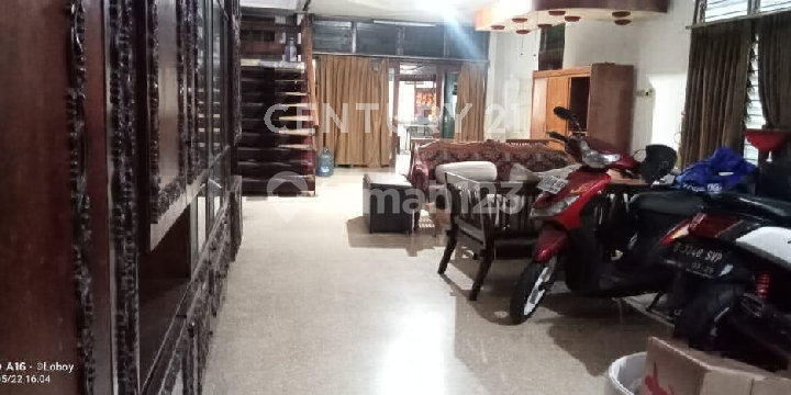 Rumah Di Tebet, Sangat Strategis Posisi Hook Cocok Untuk Usaha 2