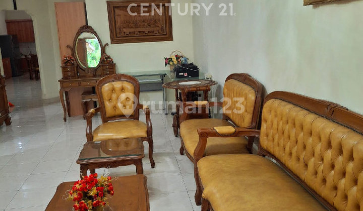 Cheap Good Ready to Live 1-Story House in Lippo Cikarang 2