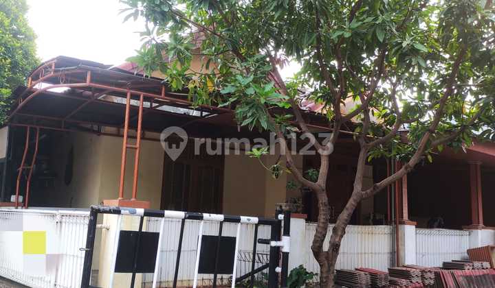Rumah Hook Pinggir Jalan Di Taman Harapan Baru ( Thb) Bekasi
