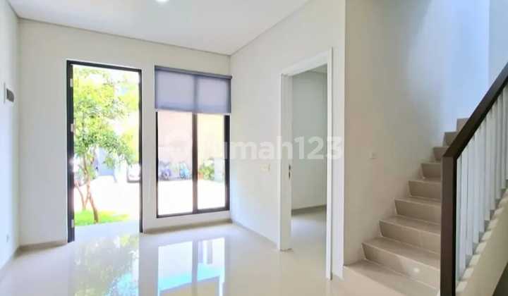 Dijual Rumah Minimalis 2 Lantai Siap Huni Dekat Stasiun KRL