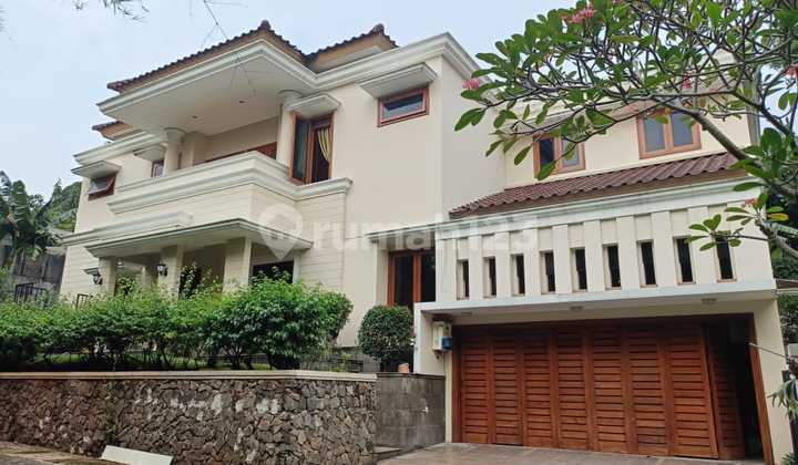 DISEWA Rumah Mewah dalam Cluster Lebak Bulus siap Huni