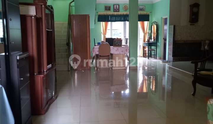 Rumah Bagus Siap Huni dengan Hunian Nyaman dan Asri @Ciledug, Tangerang