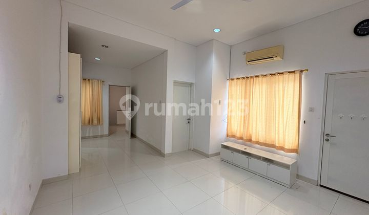 Disewakan Rumah Layar Permai Uk 11X12,5M 2