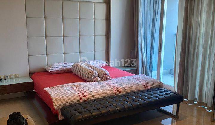 Apartement 3 BR Sudirman Residences Bagus Semi Furnished 2