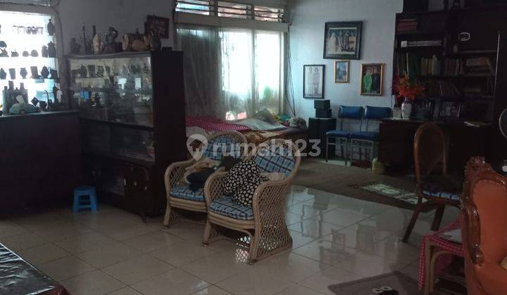 Dijual Rumah Second Lokasi Premium di Komplek Perumahan Depkes 2