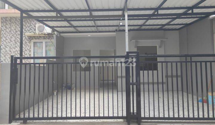 Rumah Dijual Di Cluster Catalina Posisi Di Boulevard Utama Jalan Besar 1
