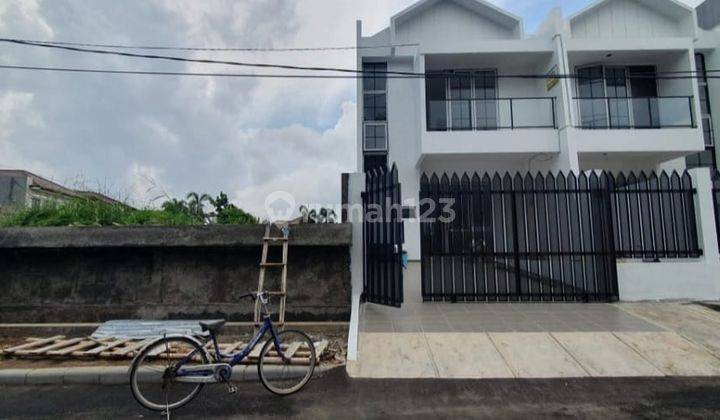 Rumah Baru Disewakan Di Regency Melati Mas 1