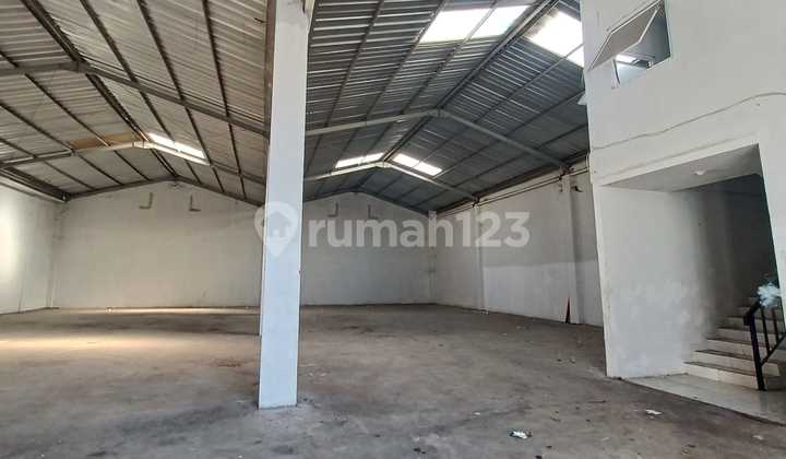 Gudang Gandeng 600.0 M² Di Jurumudi Tangerang